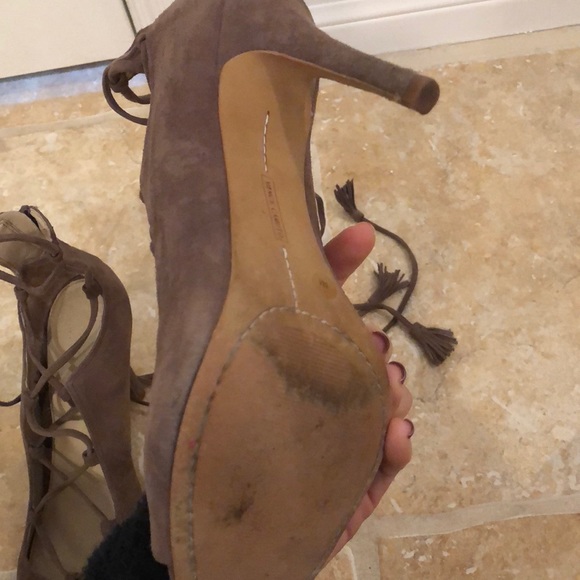 Vince Camuto lace up heels - Picture 4 of 4